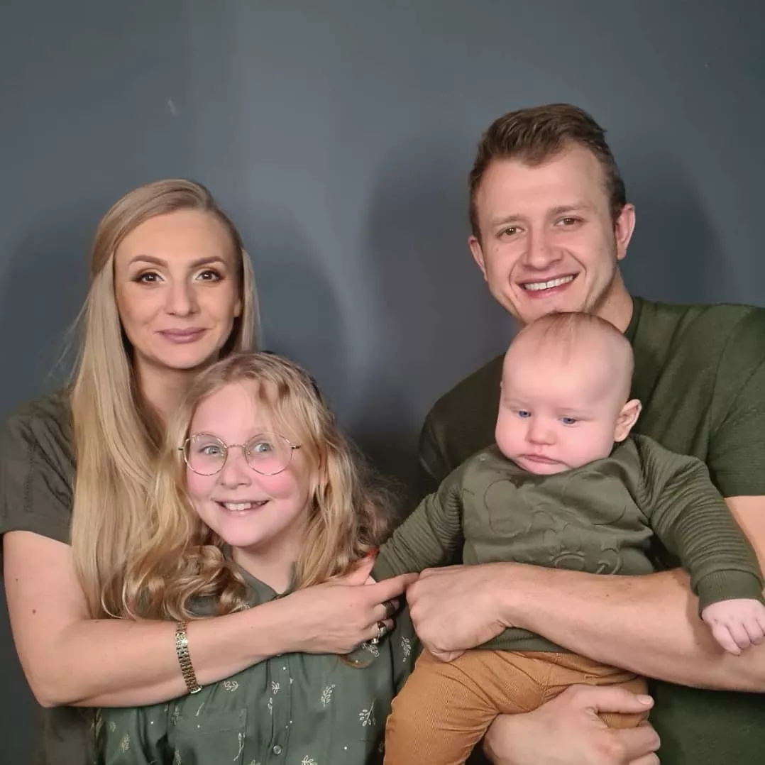 Rodzinna sesja Dawida Narożnego! Internauci zauważają wielkie podobieństwo! 

